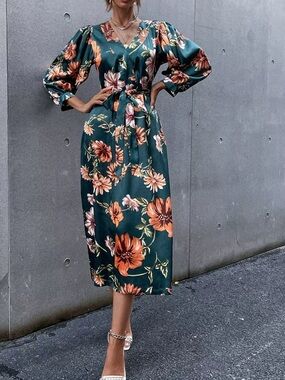 SHEIN Green Floral V-Neck Midi Dress with Orange Blooms